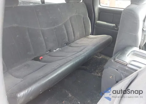 2002 Chevrolet Silverado 1500 Ls из США, поврежденный, VIN 2GCEC19T021147572